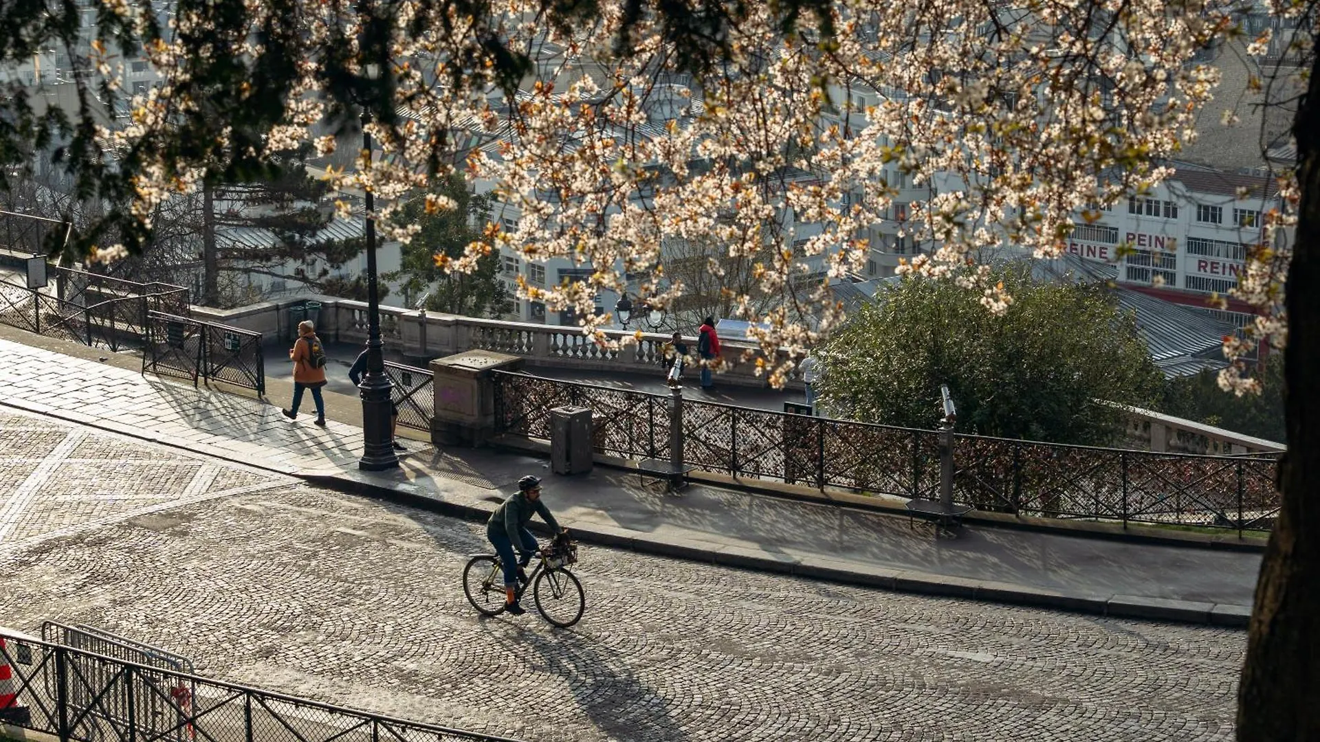 Regyn's Montmartre 2* Paris