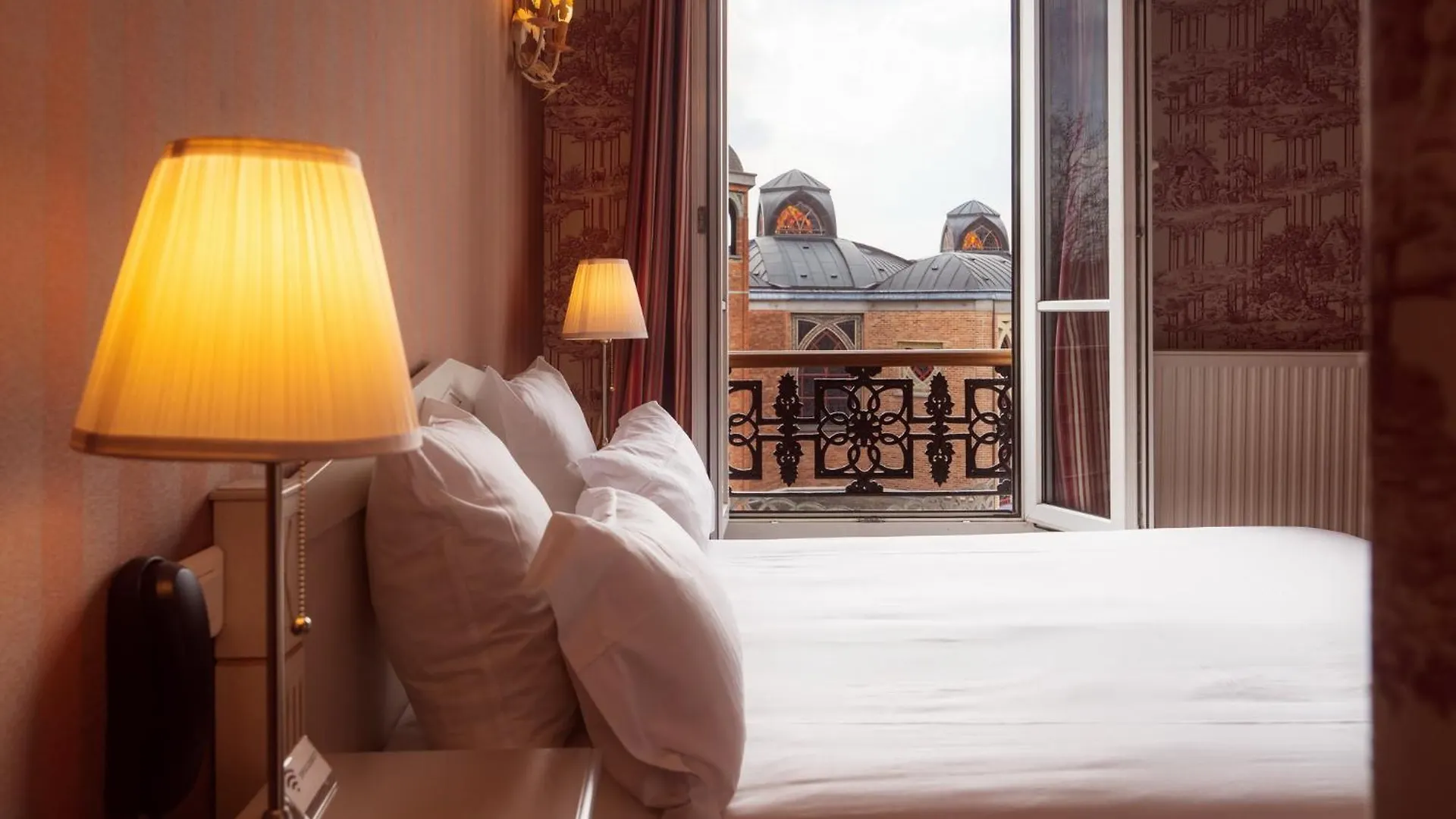 Hotel Regyn's Montmartre 2*