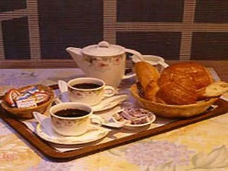 Regyn's Montmartre Hotel 2*